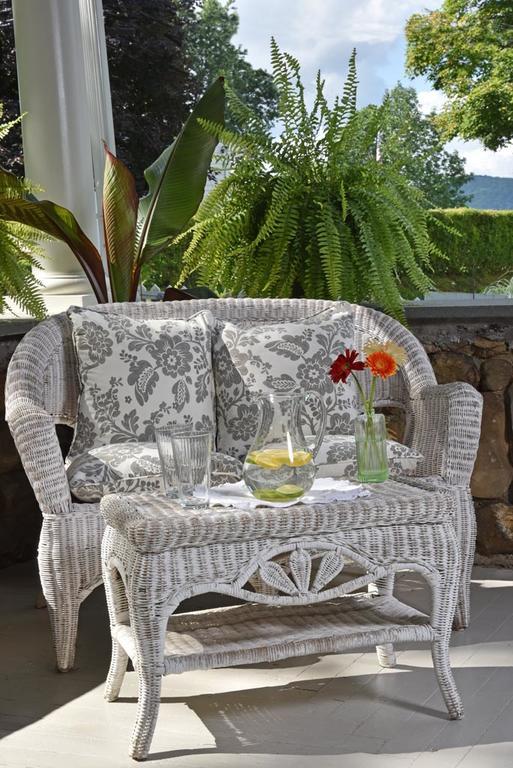 Hilltop House Bed & Breakfast Amenia Dış mekan fotoğraf
