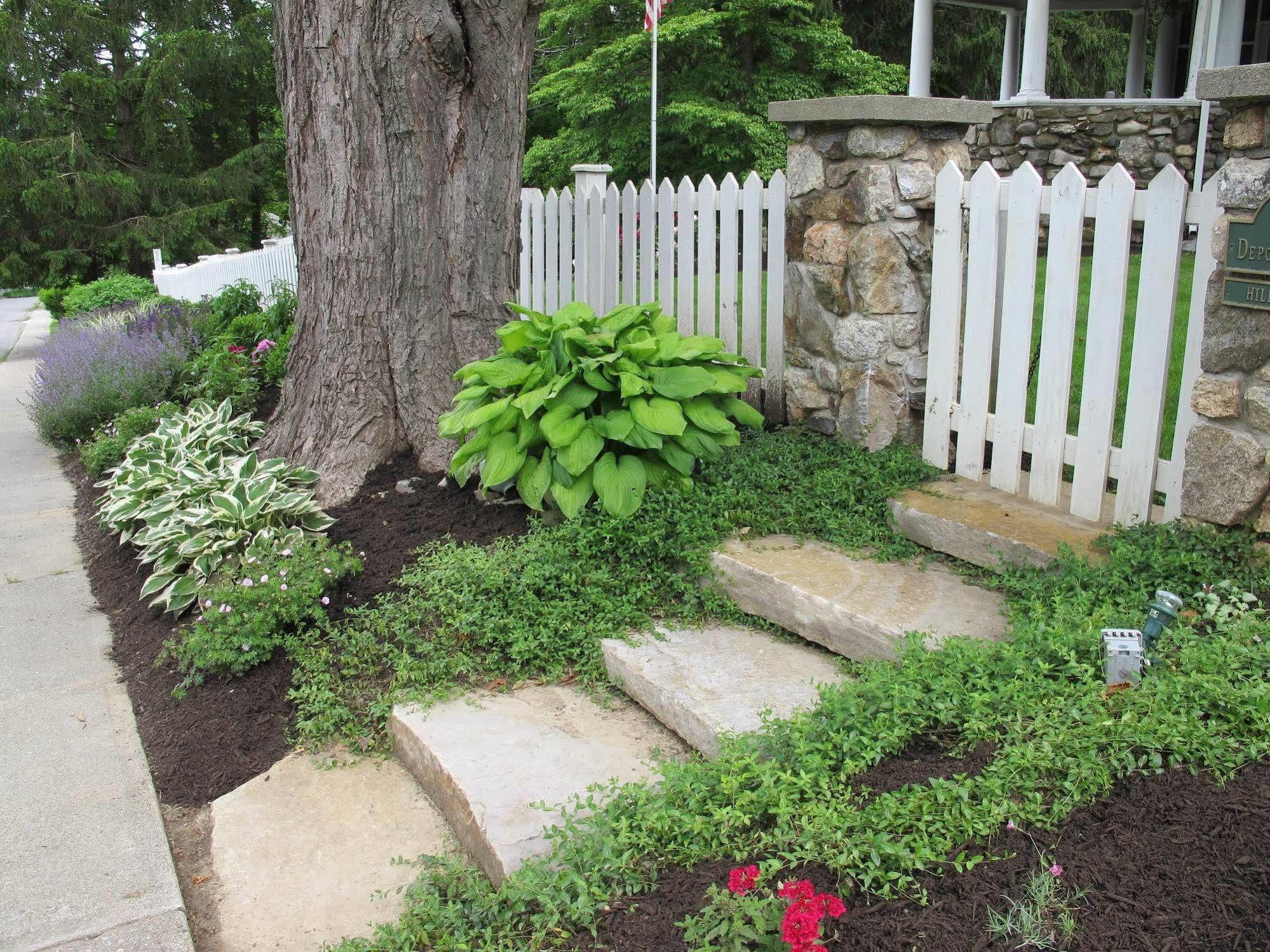 Hilltop House Bed & Breakfast Amenia Dış mekan fotoğraf