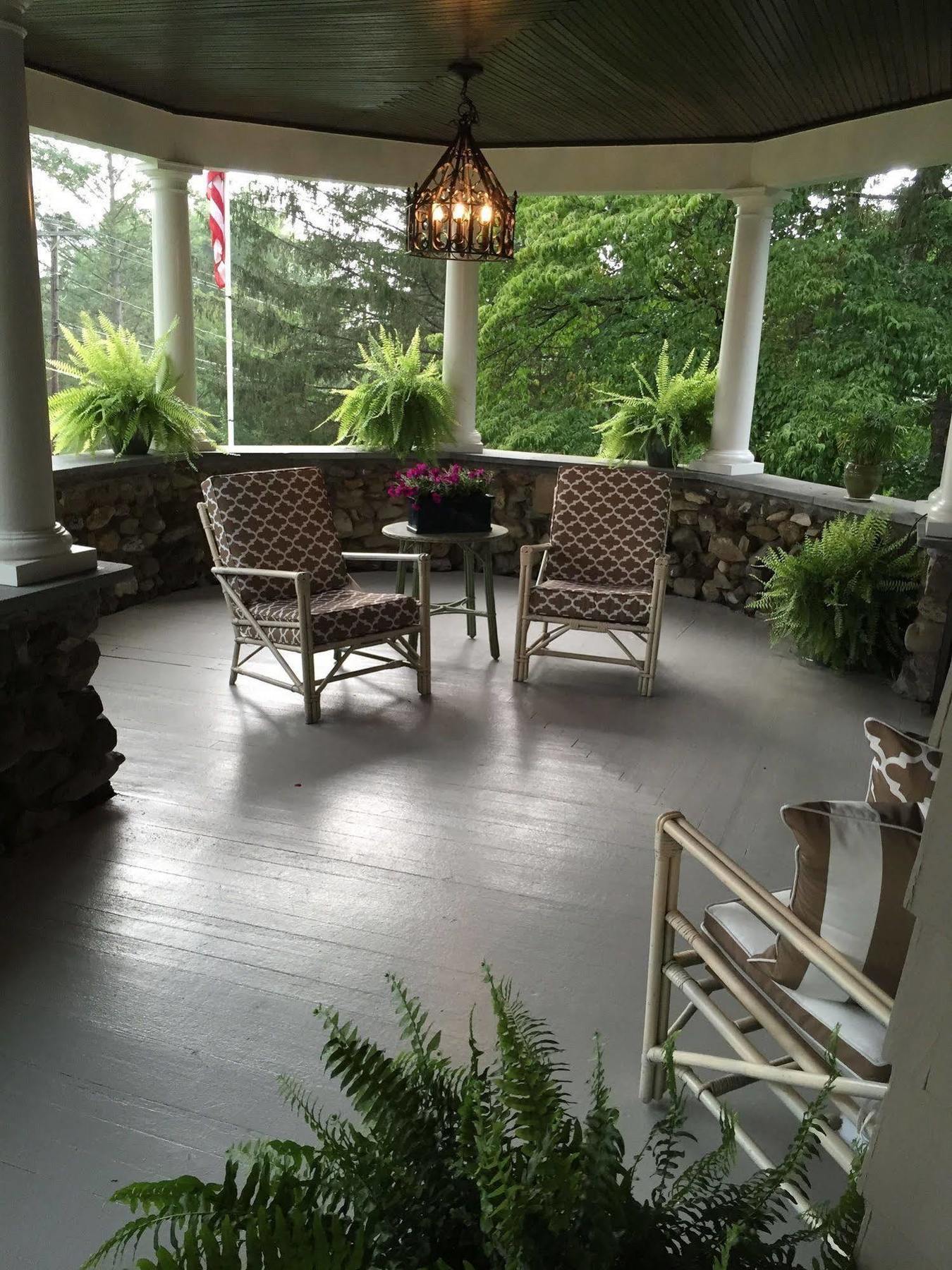 Hilltop House Bed & Breakfast Amenia Dış mekan fotoğraf